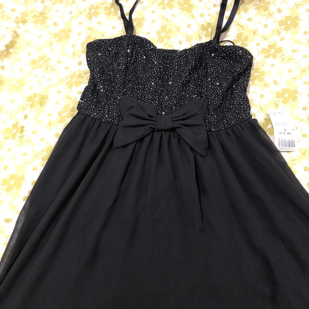 Pretty black dress